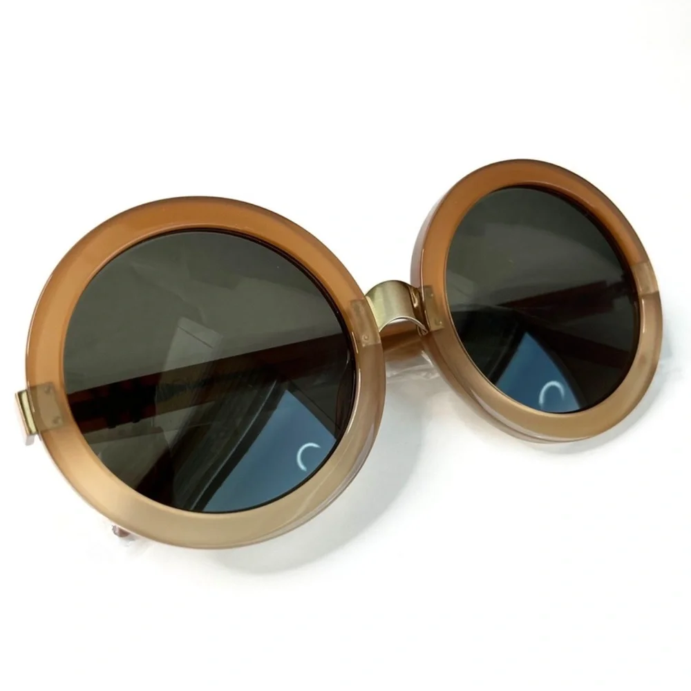 WILDFOX Malibu NEW Round Oversized Sunglasses Desert Taupe NEW With Case